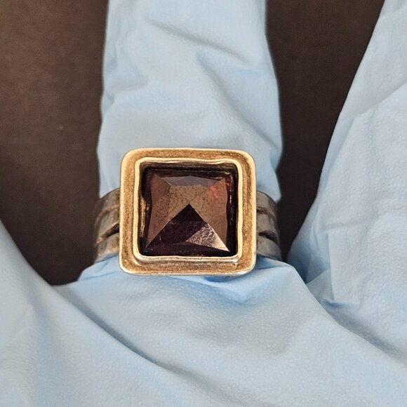 Vintage Sterling Silver Garnet Ring Sz 8.25 Square Wide Cut Out Wavy Band Chunky - Picture 16 of 16
